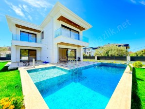 ▀KÖRFEZDEN▄GÜREDE DOĞA MANZARALI ▀HAVUZLU LÜX 3+1 TEK MÜSTAKİL