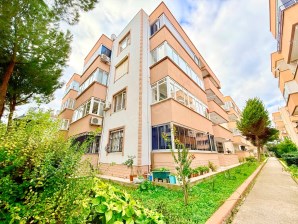 ▶ ▶AKÇAY KÖRFEZDEN ÖN CEPHE ARA KAT ÇİFT BALKONLU 2+1 SATILIK DAİRE
