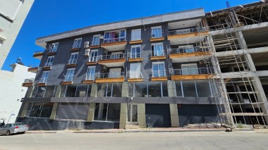 Finike Emlaktan Finike 1.Hastane Caddesinde Satılık Ticari Dükkan
