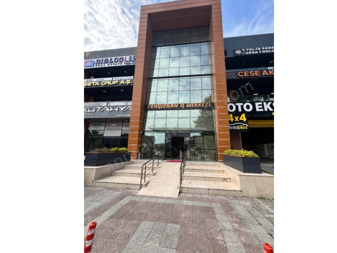 NİLÜFER İZMİR YOLU ÜZERİ CENGİZHAN İŞMERKEZİNDE SATILIK 2+1OFİS
