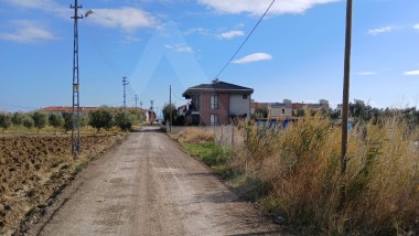 ERİKLİCE MH DENİZE YAKIN 310M2 VİLLA İMARLI SATILIK ARSA