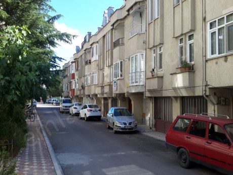 TURHAL NURKAVAK MH SEKER CAMİ YANI 3 KATLI 6 +2 MÜSTAKİL EV KİRALIK