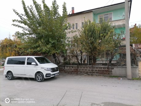 TURHAL MERKEZ YUNUSEMRE MAH 100 M2 2+1 KAT 1 KİRALIK KOMBİLİ DAİRE