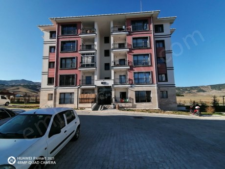 TURHAL MERKEZ  ARMADA KONUTLARI YANI YENİ TOKİ KAT 3 2+1KİRALIK LÜKS DAİRE