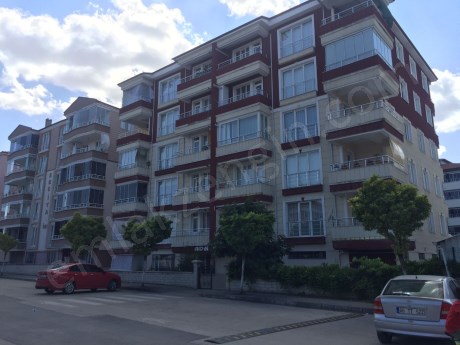 TURHAL MERKEZ MİMARSİNAN MAH  175 M2 4+1 KAT 1 İÇİ FUL YAPILI SATILIK LÜKS DAİRE