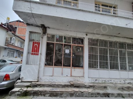 Turhal merkez tokat yolu yakını 12 m2 kiralık dükkan
