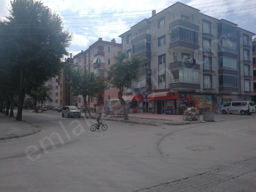 TURHAL CUMHURİYET MAH SEC AL ÜSTÜ KAT 5 135 M2 3+1 KİRALİK LÜKS DAİRE
