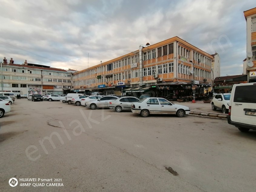 TURHAL MERKEZ BELEDİYE SİTESİ 50 M2 BİRO VE OFİS KİRALİK