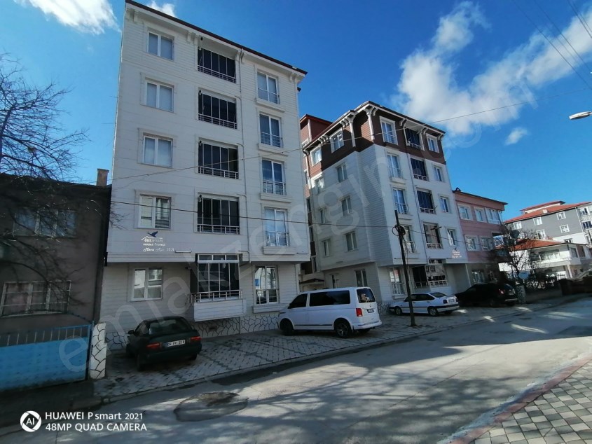 TURHAL  MERKEZ CUMHURİYET MAH 125 M2 2+1 SIFIR KİRALIK LÜKS DAİRE
