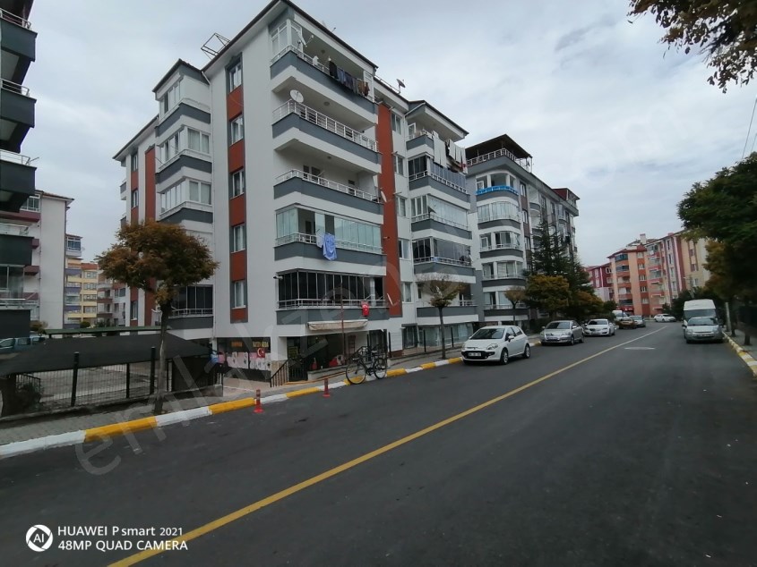 TURHAL MERKEZ CUMHURİYET MAH 125 M2 2+1 KİRALIK DAİRE