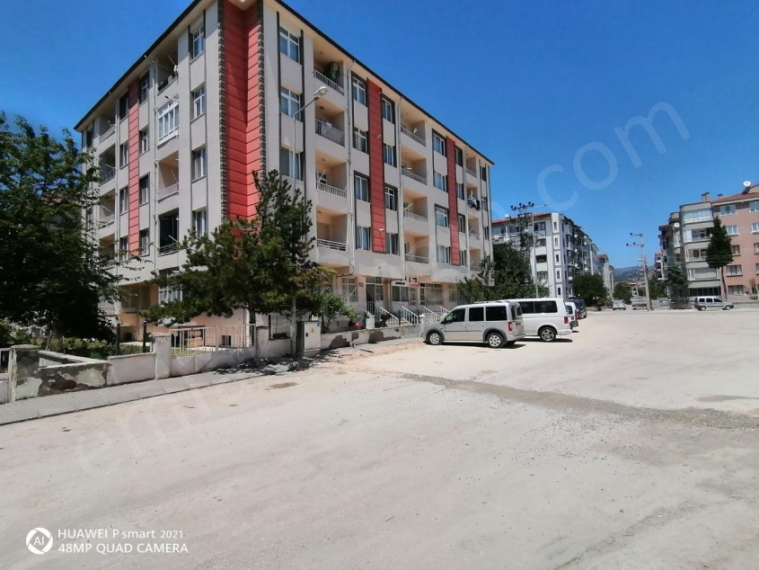 TURHAL MERKEZ CUMHURİYET MAH UMUT EVLER KAT 5 125 M2 2+1 KİRALIK LÜKS DAİRE