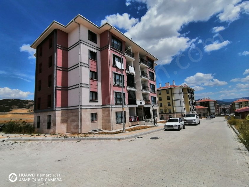 TURHAL MERKEZ  ARMADA KONUTLARI YANI YENİ TOKİ 125 M2 2+1 KAT 4 SATILIK LÜKS DAİRE