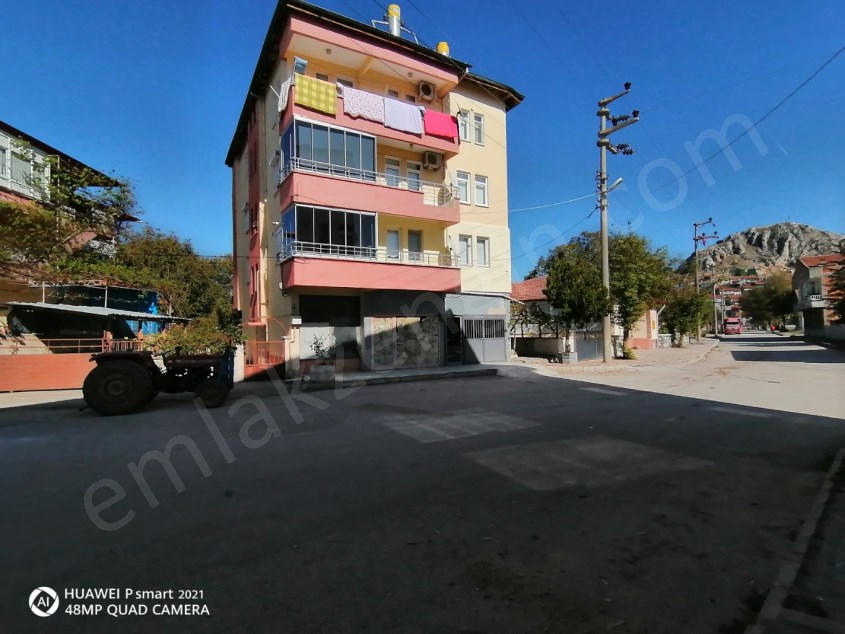 TURHAL MERKEZ CARSI İÇİ 165 M2 4+1 KAT 2 BAHCELİ KİRALIK LÜKS DAİRE