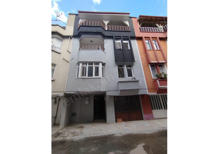 TURHAL MERKEZ    EVREN BLK LAR YANI  4 KATLI DÜBLEKS EV 7+2  İÇİ FUL YAPILI SATILIK