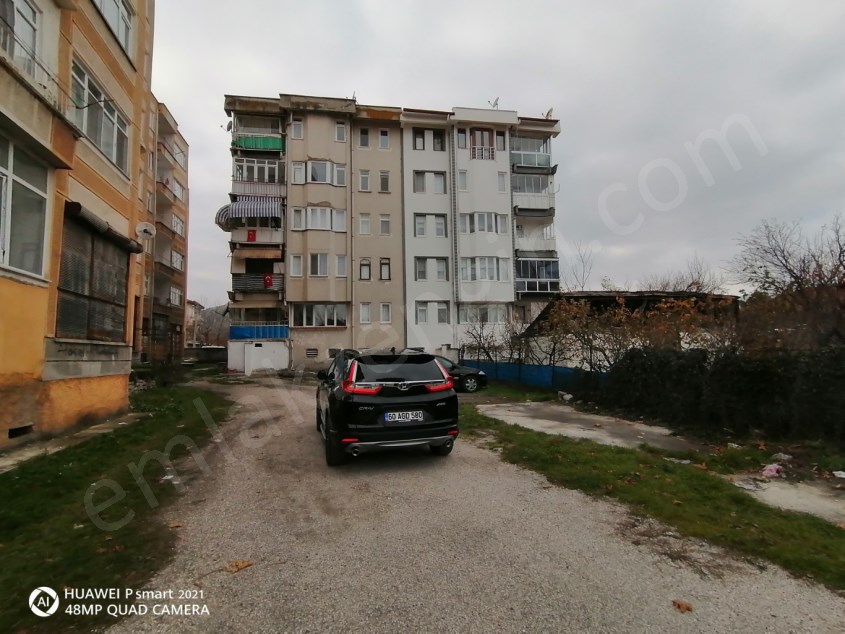 TURHAL MERKEZ NURKAVAK MAH SEKER SOK YENİ HASTANE YAKINI KAT 4 135 M2 3+1 KİRALIK LÜKS DAİRE