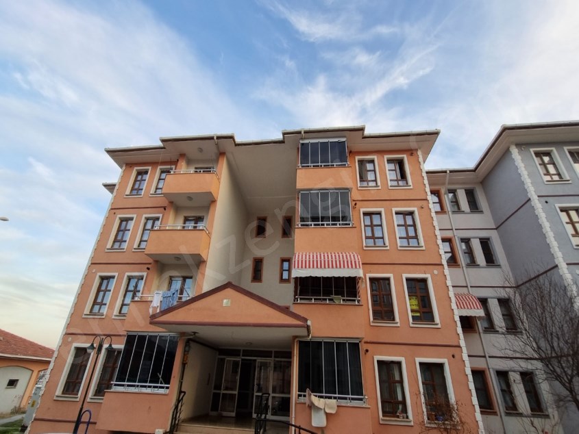 TURHAL MERKEZ YEŞİLKENT  KYK YANI EŞYALI KİRALIK LÜKS DAİRE 