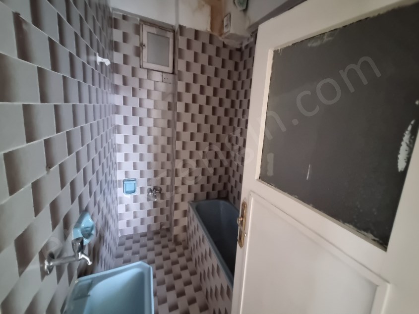 TURHAL MERKEZ ÇARŞI İÇİ KİRALIK DAİRE