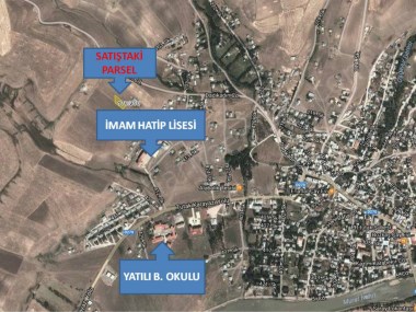 İmam Hatip Lisesinin Yanında 1400 m2 Köşebaşı Satılık Parsel