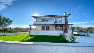 DENİZATI SİTESİ 2024 YAPIMI 4+1 175M2 SIFIR İSKANLI VİLLA 