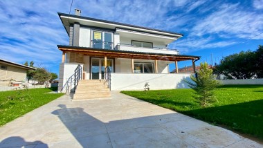 Denizatı Emlaktan 6.Cadde Üzeri Güney Cephe Kupon Arsa